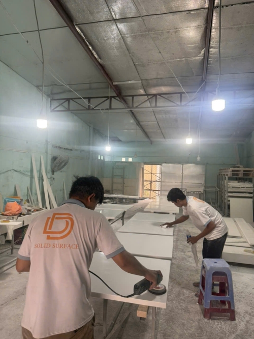 Xưởng sản xuất đá solid surface
